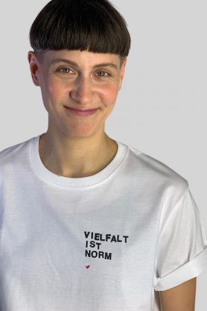 Vielfalt ist Norm Shirt von Elternhaus